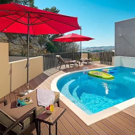 Villa Viginti 18 - Outside Pool And Seaviews *