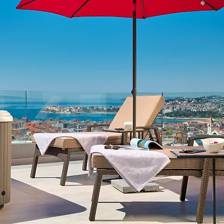 Viginti 18 - Outside Pool And Seaviews Villa *