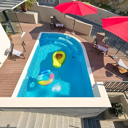 Viginti 18 - Outside Pool And Seaviews Villa
